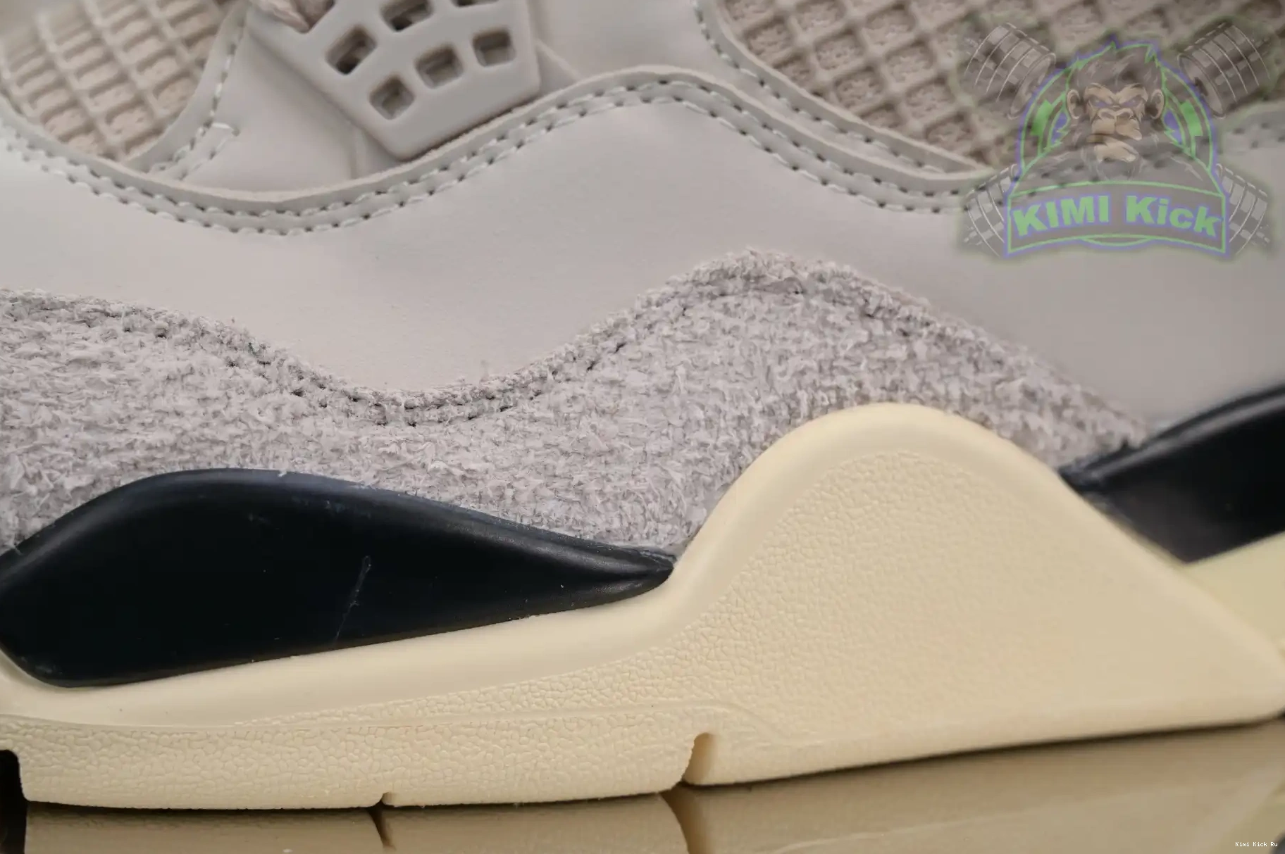 Jordan You Kimikick x Air 4“While Were Sleeping” Ma Maniére Jordan A 0801
